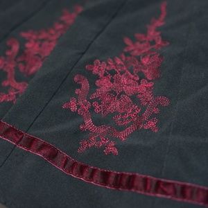 Elegant B. Moss Knee Length Embroidered Skirt